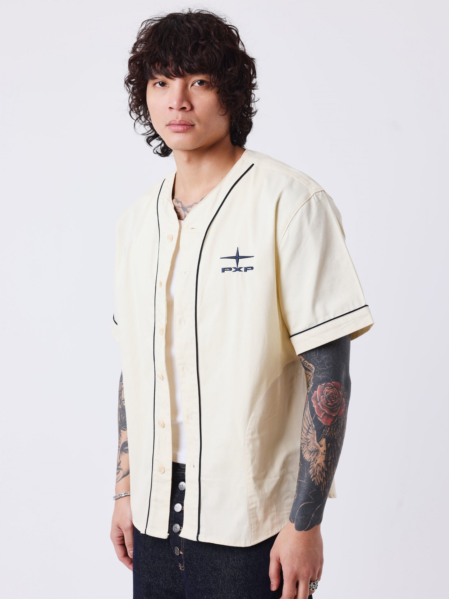 CAMISA ESTILO BÉISBOL LOGO ESPALDA - BEIGE - PROJECT X PARIS | PXP 2613019_CC