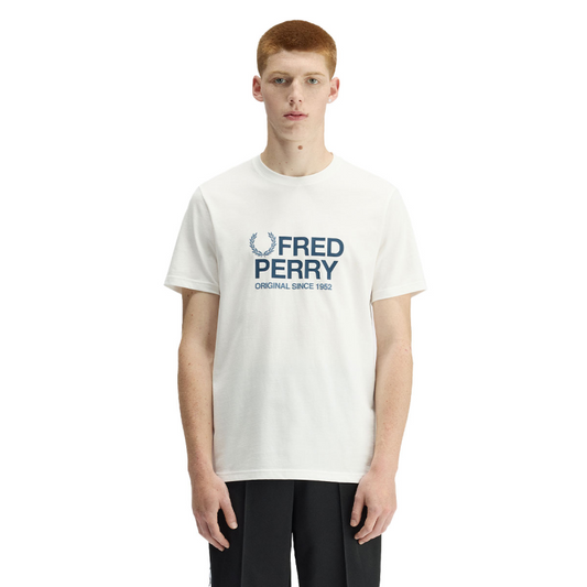 CAMISETA ORIGINAL GRAPHIC - BLANCO - FRED PERRY | M2406 129