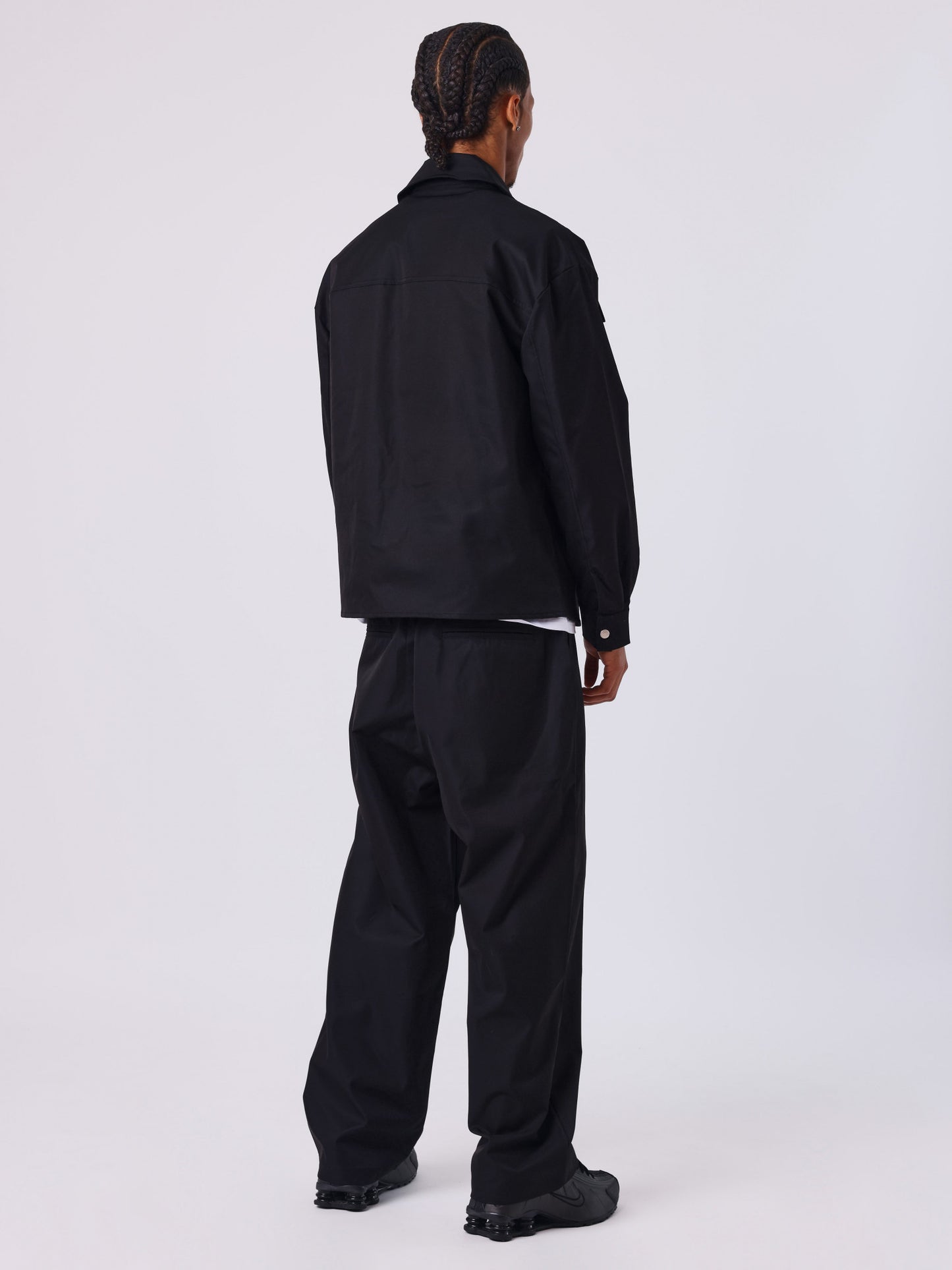 PANTALÓN CON PINZAS ELEGANTE - NEGRO - PROJECT X PARIS | 2544165_BK