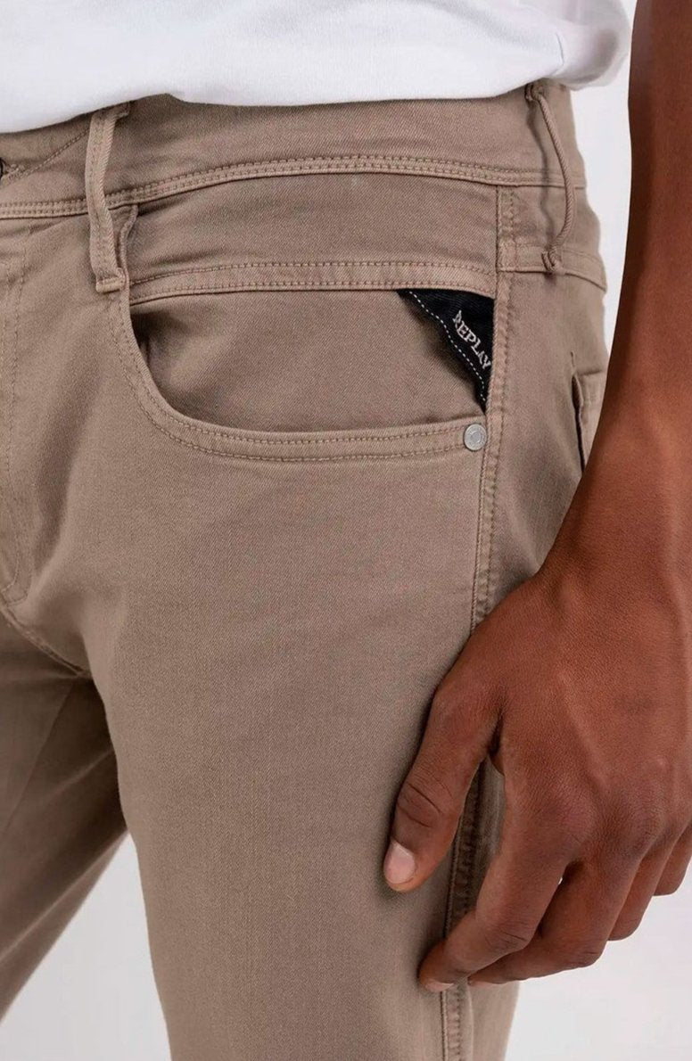 PANTALÓN VAQUERO AJUSTADO SLIM FIT ANBASS HYPERFLEX - BEIGE - REPLAY | M914Y.000.8366197