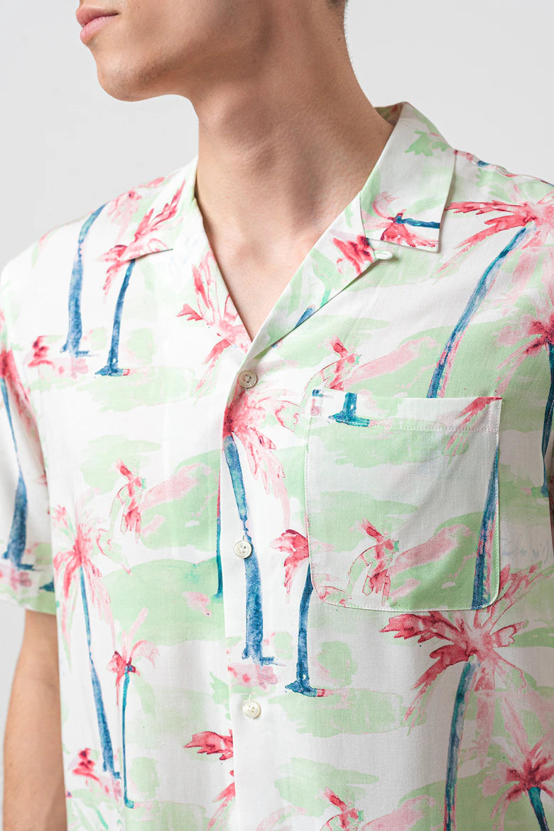 CAMISA DE MANGA CORTA HAWAIANA CON ESTAMPADO INTEGRAL DE PALMERAS - MULTICOLOR - SCOTCH & SODA | 177054