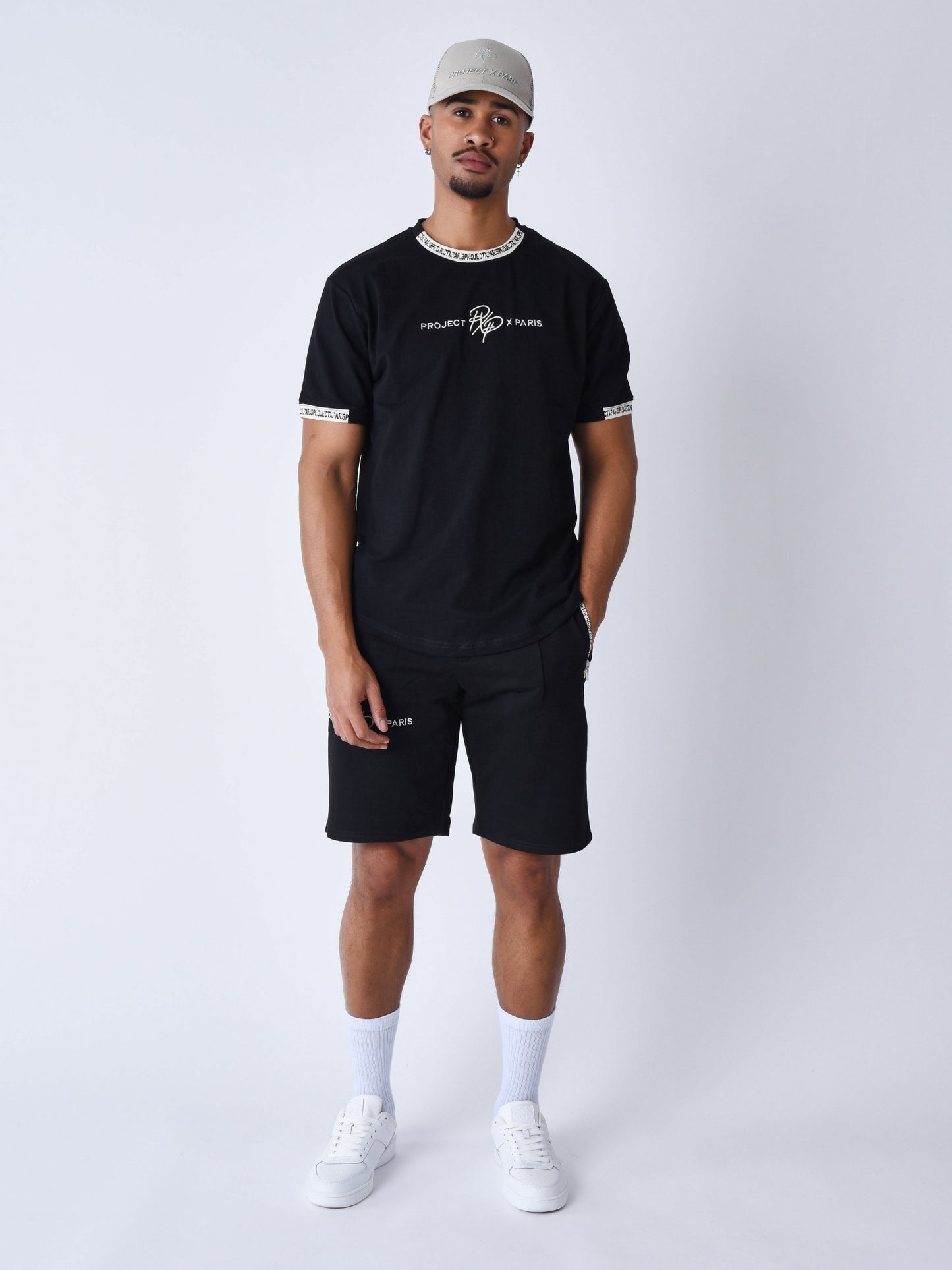 CAMISETA BRAZALETE CON LOGO BORDADO - NEGRO - PROJECT X PARIS | 2210218