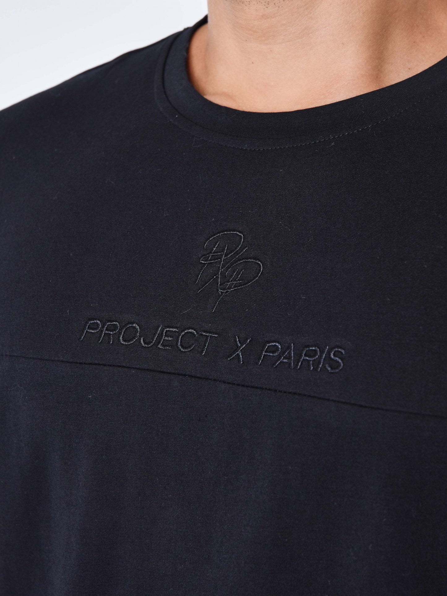 CAMISETA TECHWEAR CON LOGO BORDADO - NEGRO - PROJECT X PARIS | 2310067-BK